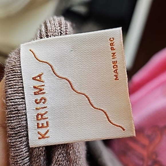 KERISMA Cashmere Blend Top - Picture 6 of 7